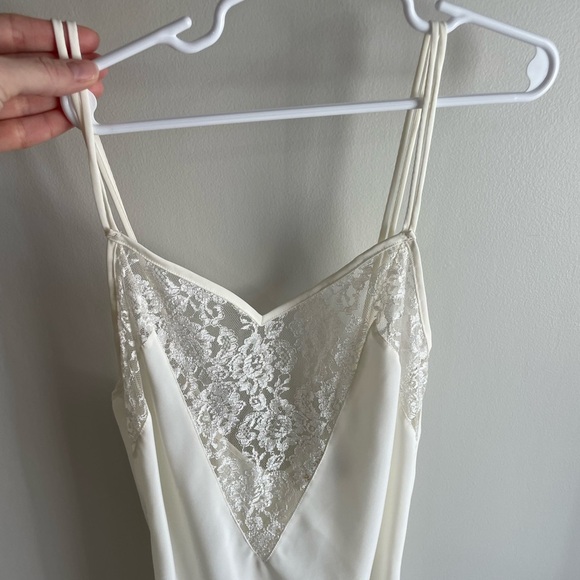 Victoria’s Secret Gold Label Vintage Lace Embroidered Slip - Off White - Small - Picture 3 of 12